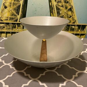 Mirro Medallion made in USA Aluminum Mid Century bowl design Atomic modern